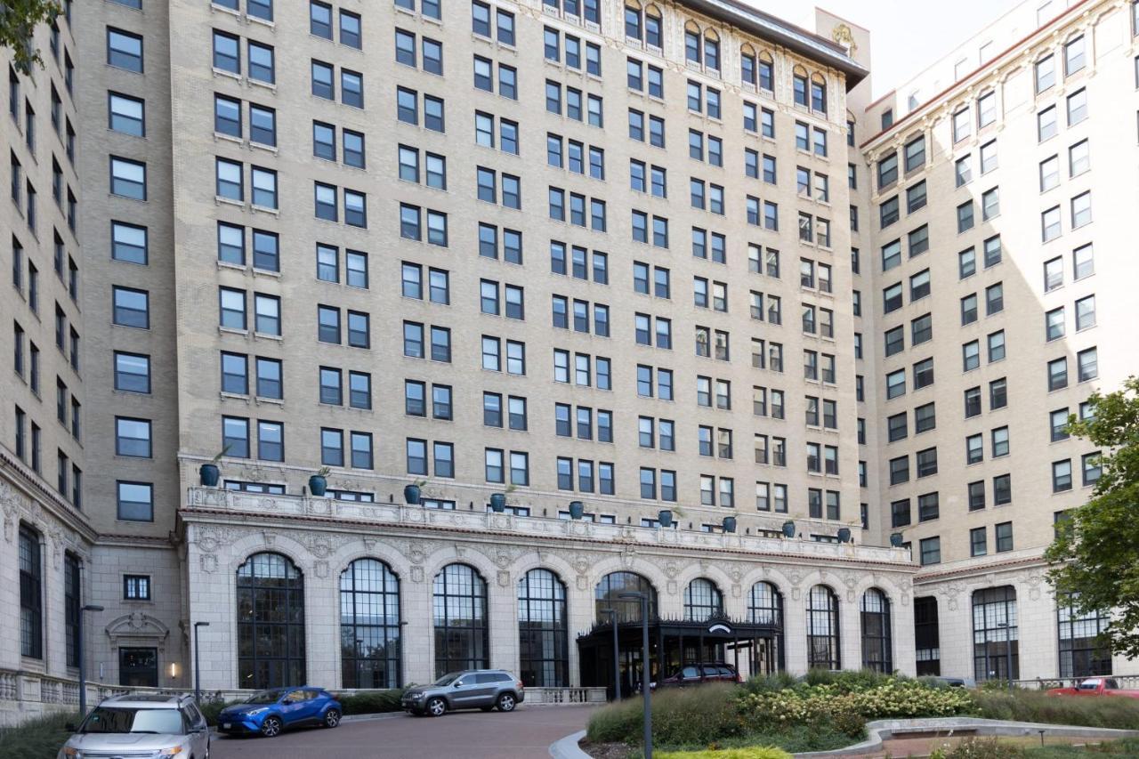 Frontdesk Dashing 1 Bedroom Apt Near The Smart Museum * Chicago