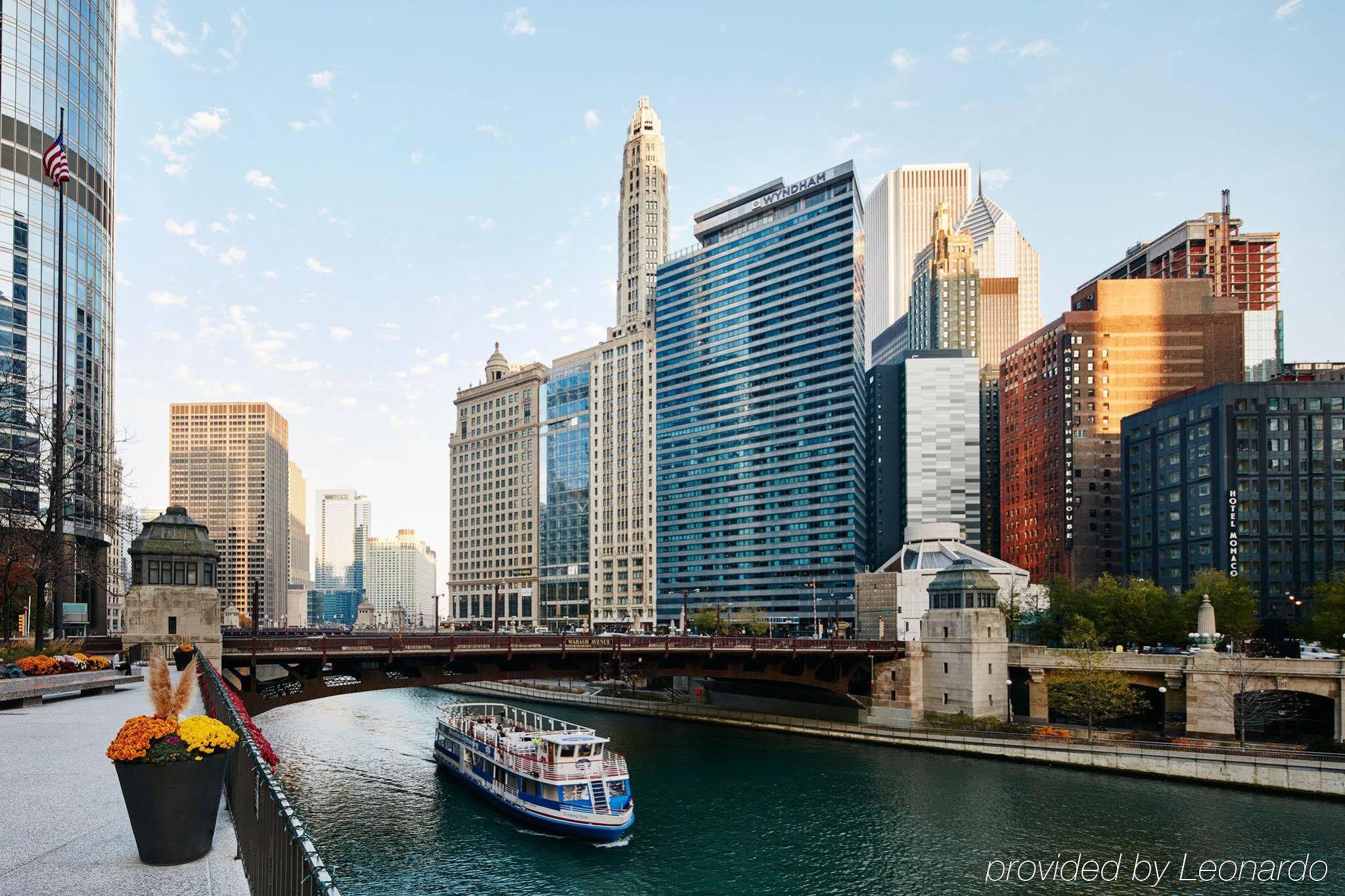 Club Quarters Wacker At Michigan,