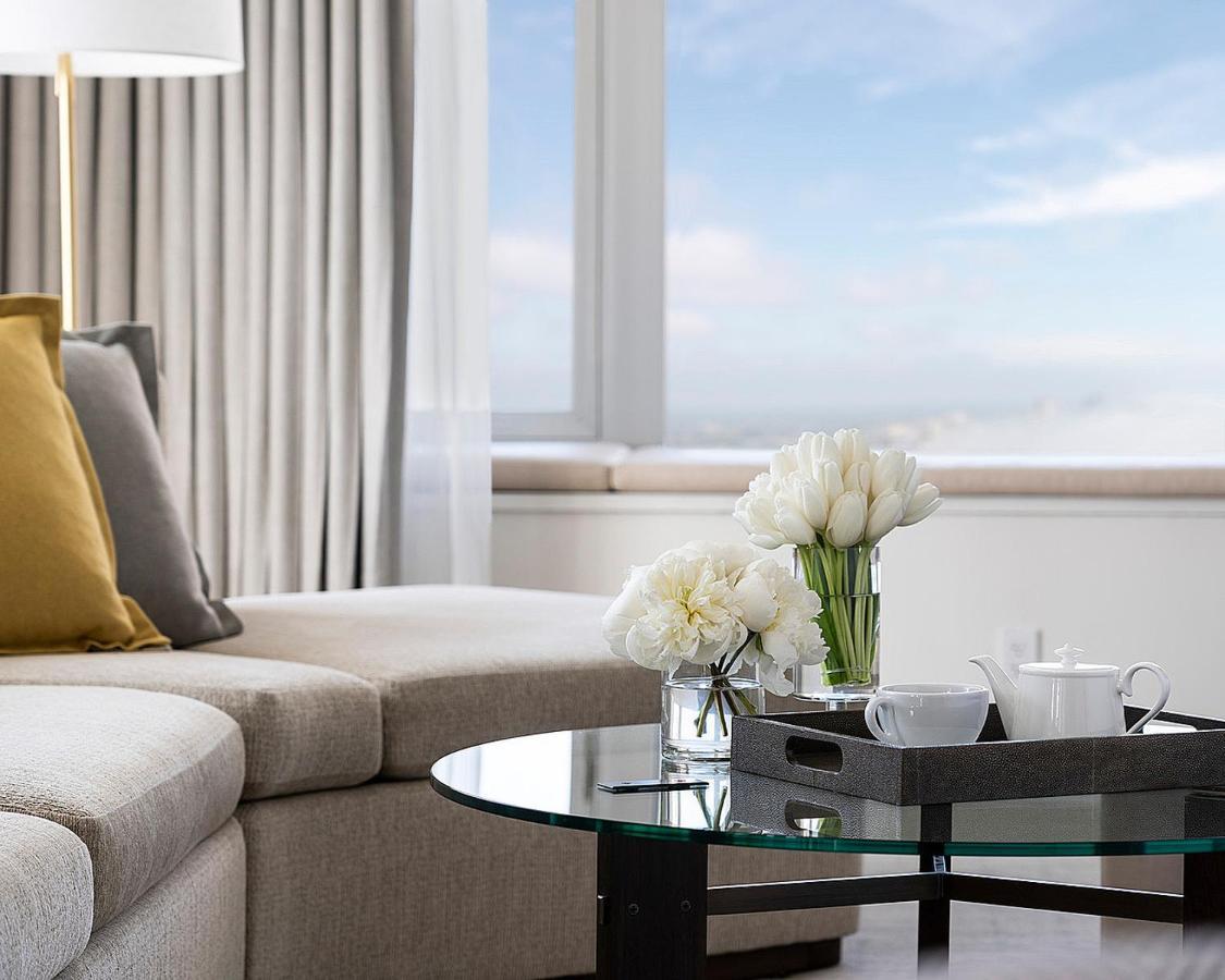 Four Seasons 5*