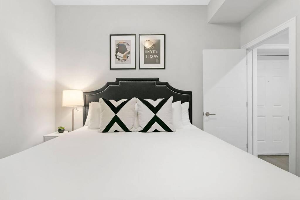 2br Trendy Urban - Division 102w Apartment Chicago