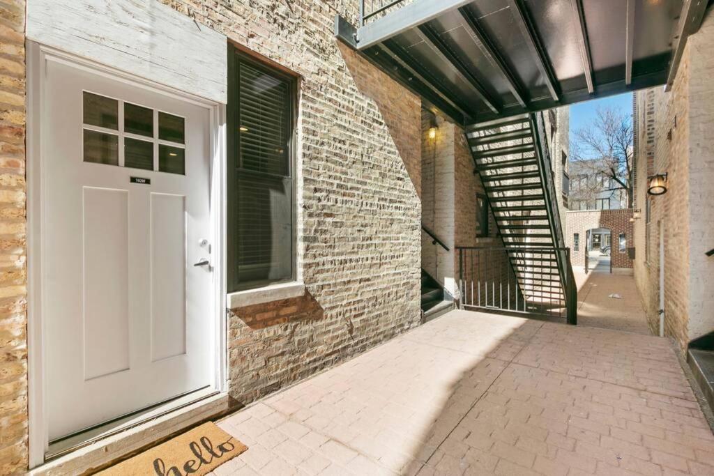2br Trendy Urban - Division 102w