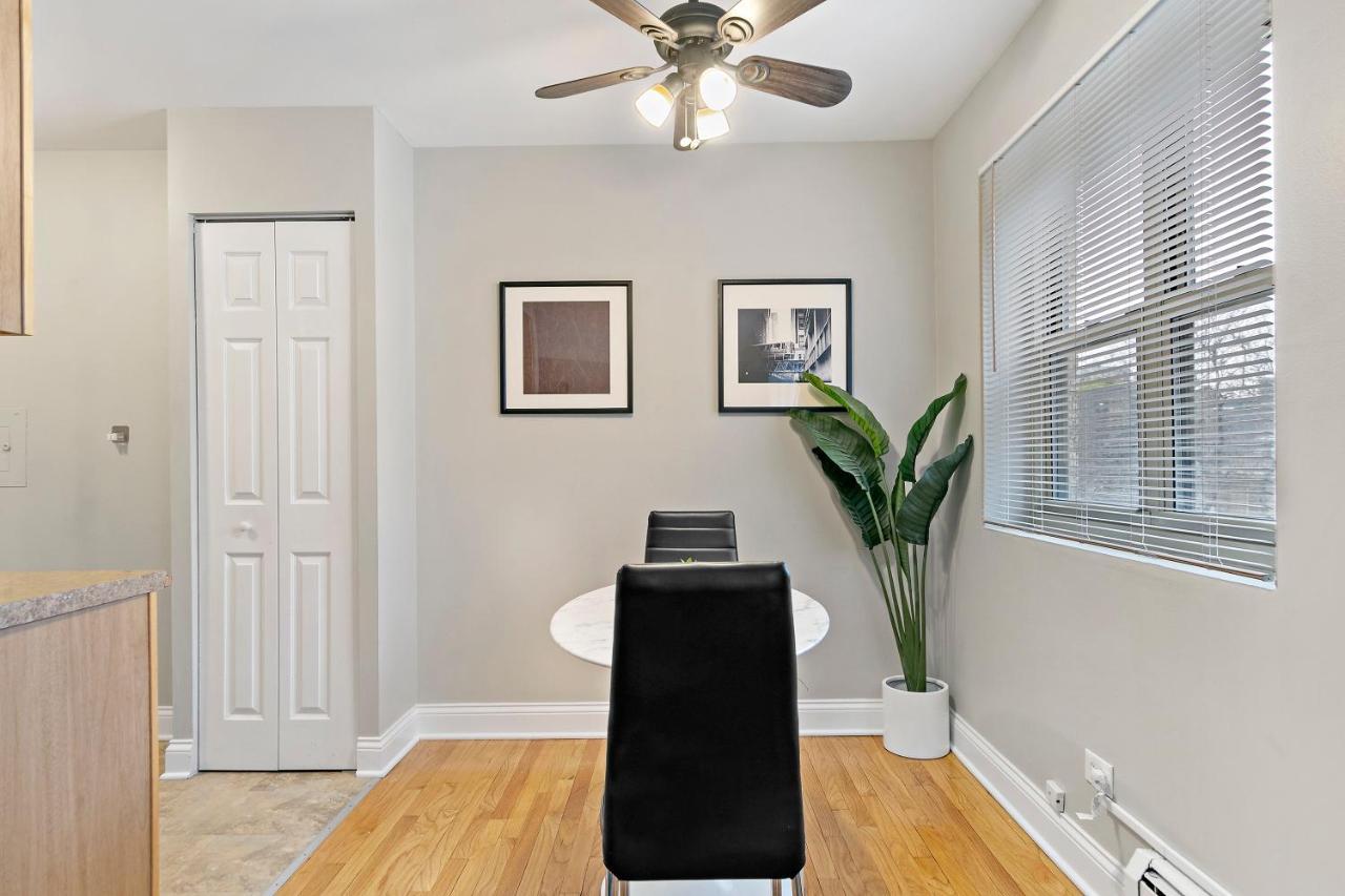 Cozy & Well-equipped In Lakeview - Oakdale 412 Apartment *