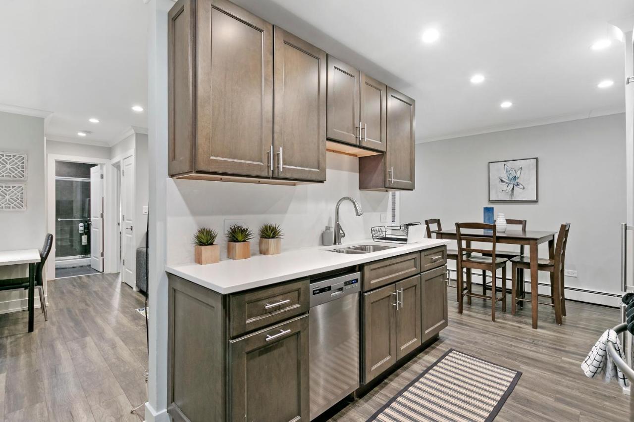Apartment Modern & Stylish 1br Apt In The Center Of Lakeview - Oakdale 209 Rep Chicago