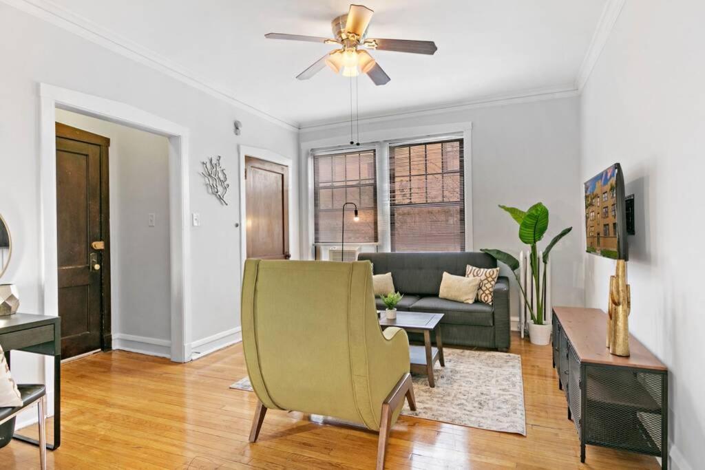 Well-furnished 1br Apt In Popular Spot - Belmont J3 Apartment Chicago