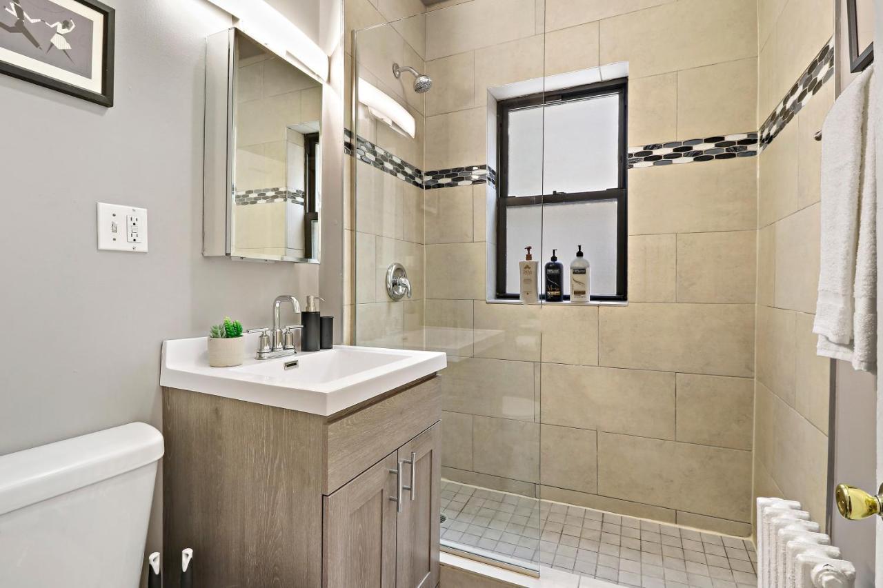 Cozy Modern 1br Apt, 10-min Walk To Wrigley Field - Stratford 1e 3e Rep Apartment *