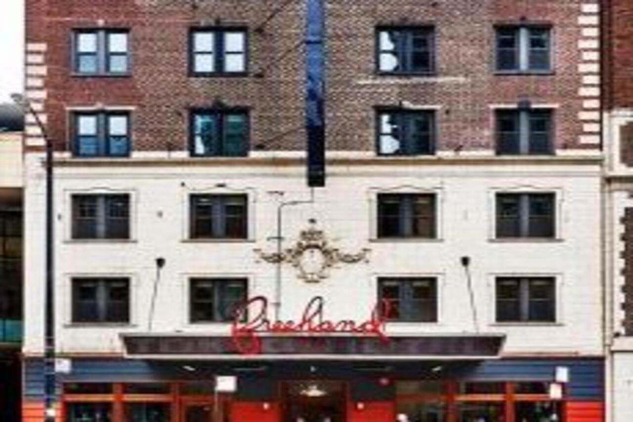 Hotel Freehand 4*