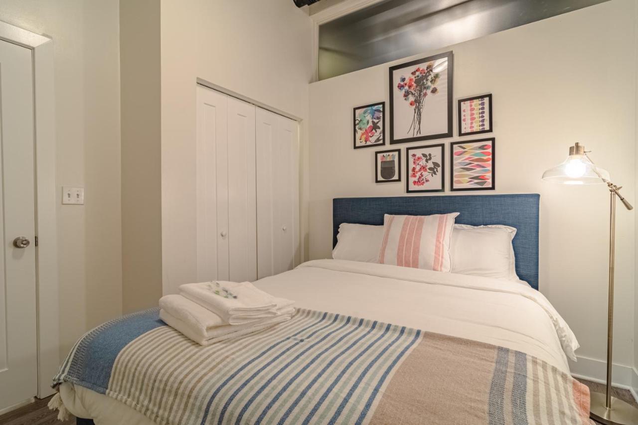 Ideal 3br Business Or Leisure In Fully Stocked Kitchen & Fast Internet With Optional Parking Near Soldier Field, Grant Park & Mccormick Place * Chicago
