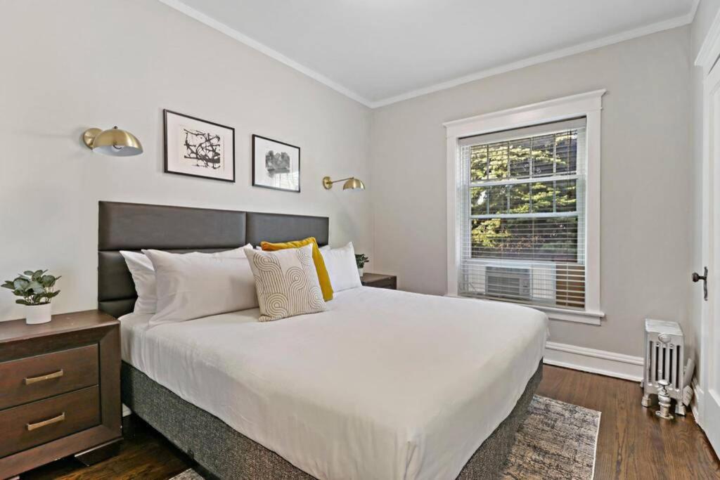 Cozy & Homey 2br Apt In Chicago's Superb Location - Sunnyside 2e