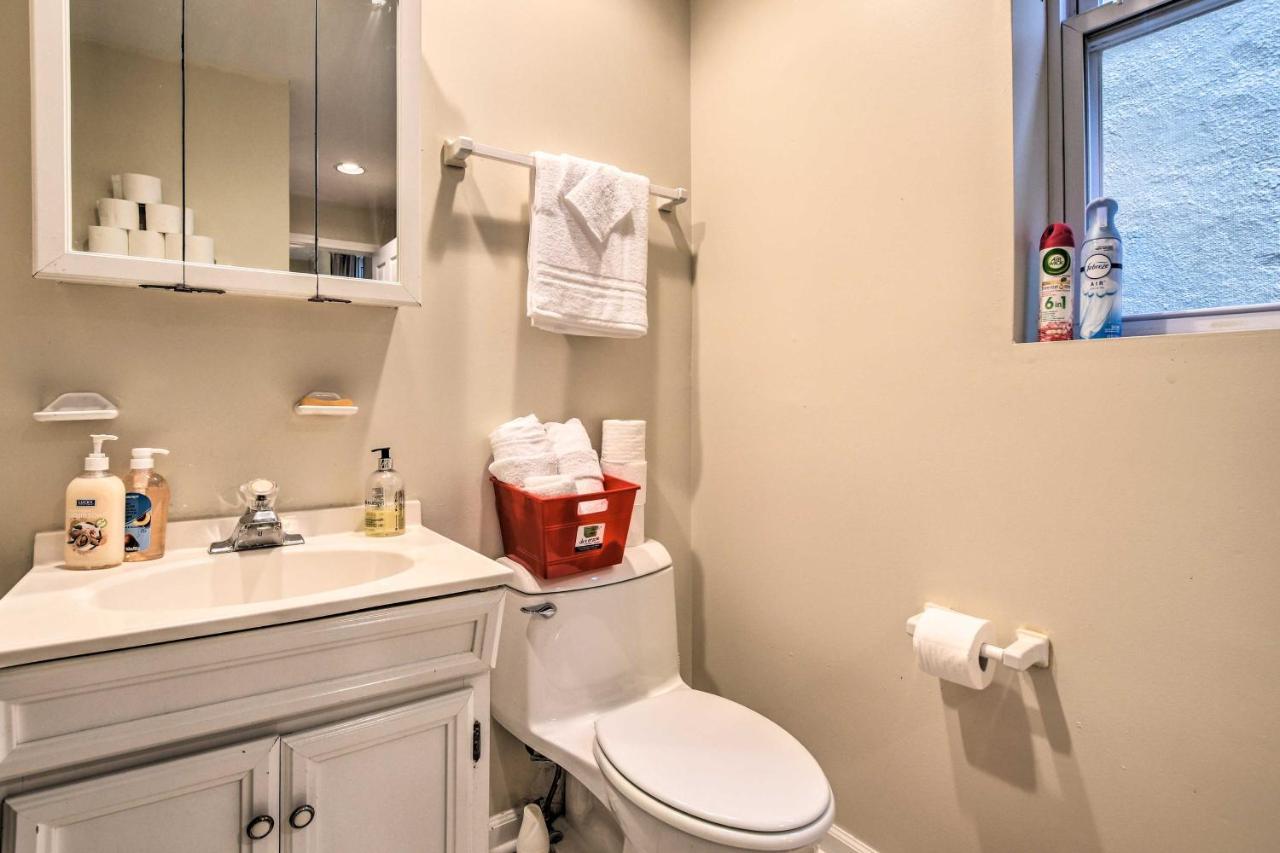 Modern About 9 Miles To Downtown! Apartment Chicago