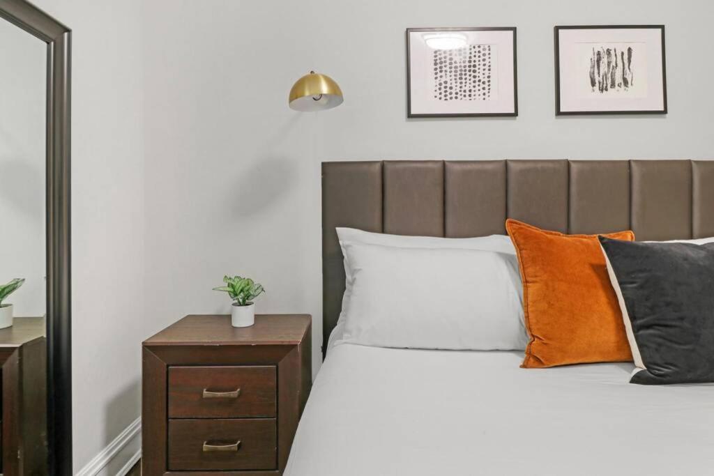 Cozy & Homey 2br Apt In Chicago's Superb Location - Sunnyside 2e Chicago