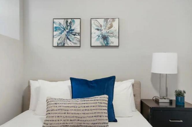 Apartment Fully Furnished 2br 2ba Apt With In-unit Laundry - Warren Rep