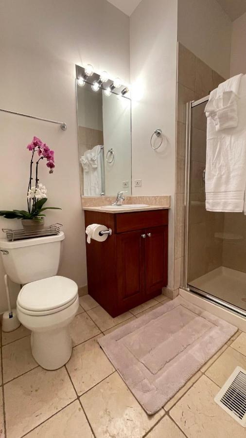 Amazing 3br 3 Ba In * Chicago