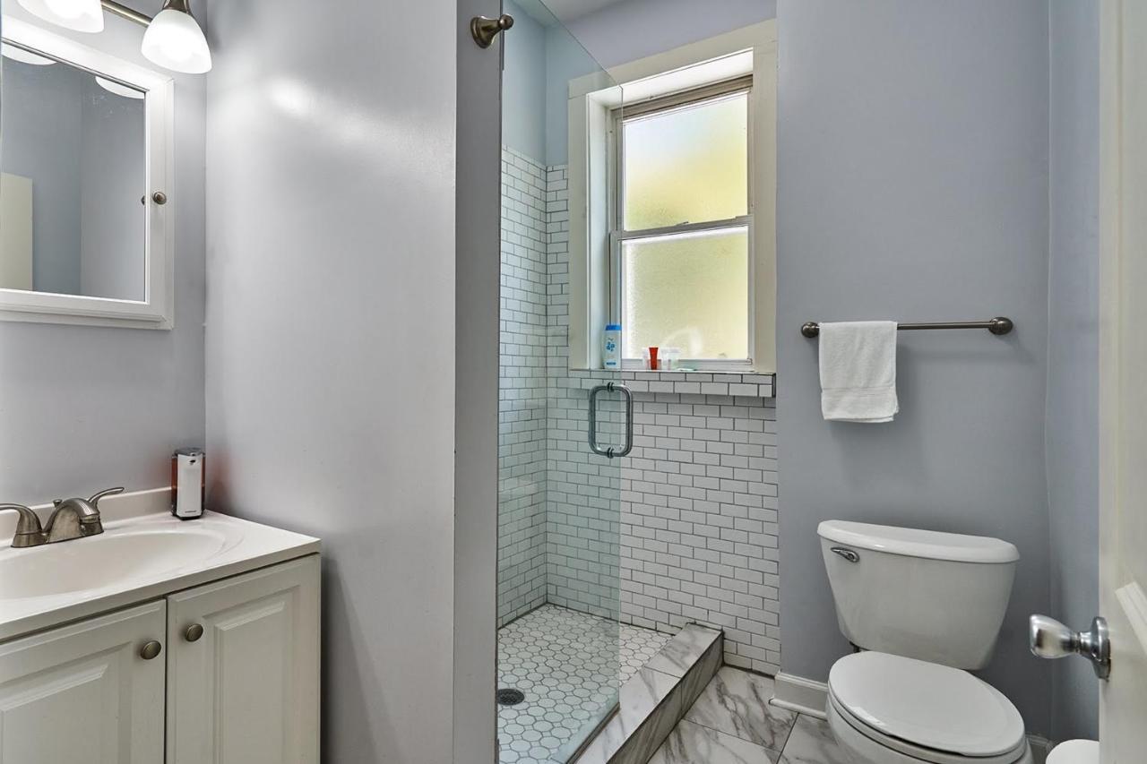 Frontdesk Bright Open 3 Bedroom Apt In West Depaul Apartment Chicago