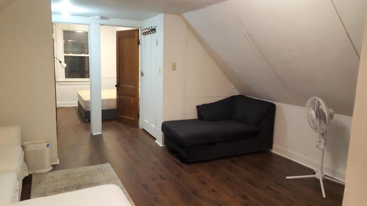 The Avondale Attic Apartment