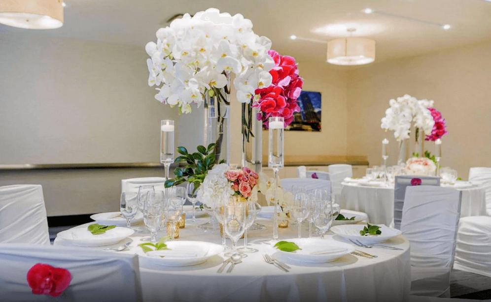 The Collection Magnificent Mile 4*