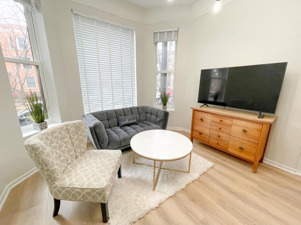 Apartment Wrigleyville Friends Unit - 5bdrm