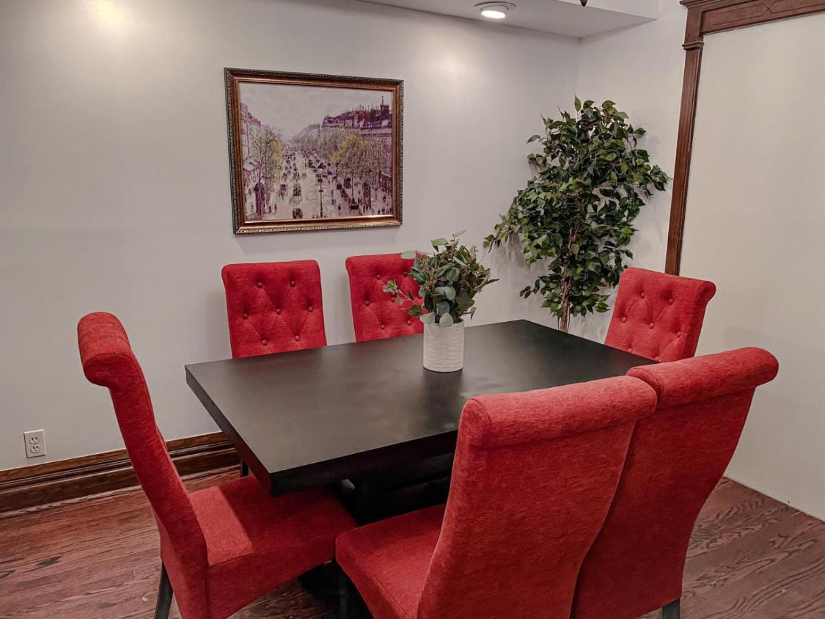 Villa Luxurious Classic Gold Coast For 12 Guests Chicago