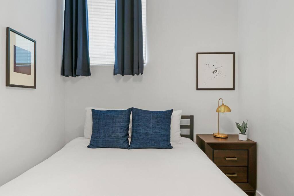 Perfect 1br Apt In The City, Close To Everything - 205