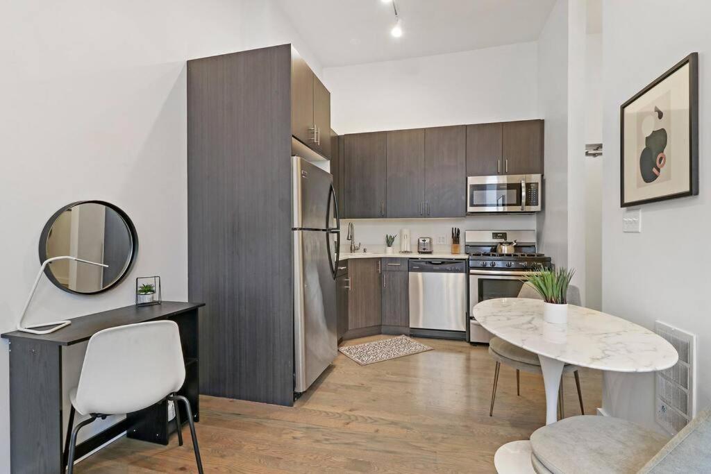 Perfect 1br Apt In The City, Close To Everything - 205 * Chicago