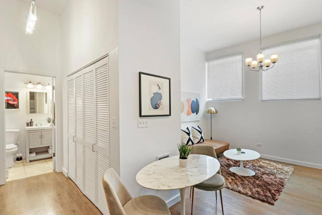 Perfect 1br Apt In The City, Close To Everything - 205 *