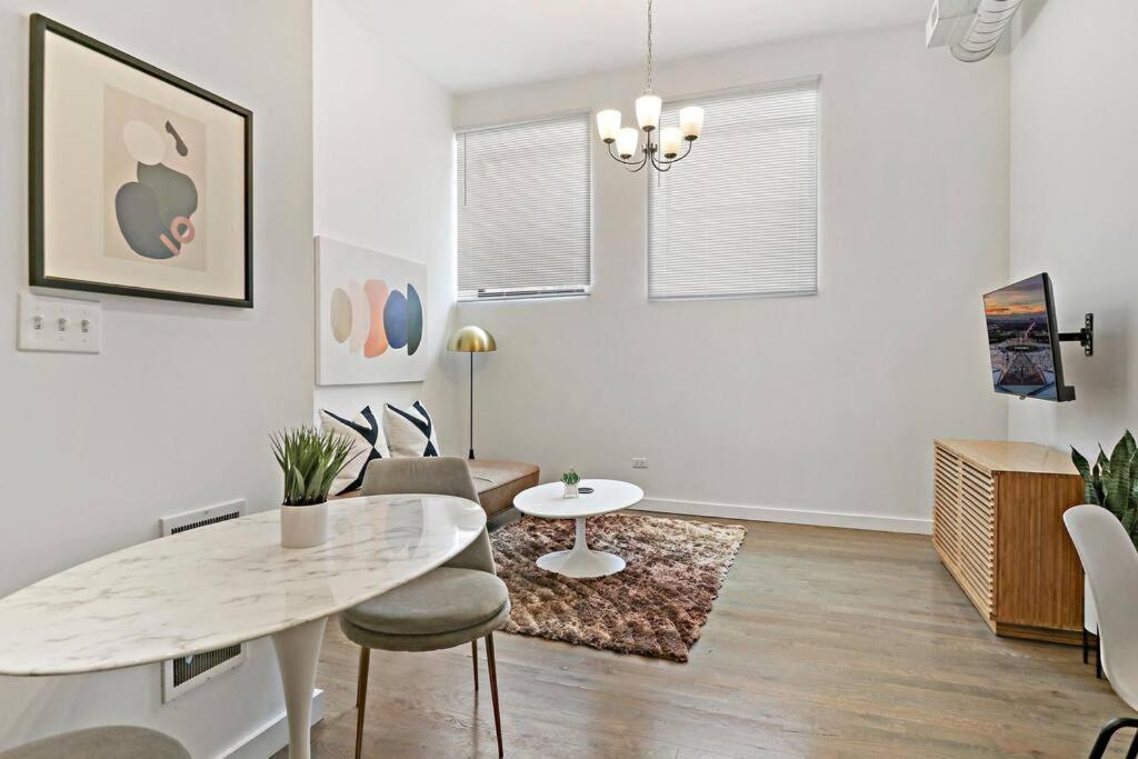 Apartment Perfect 1br Apt In The City, Close To Everything - 205 *