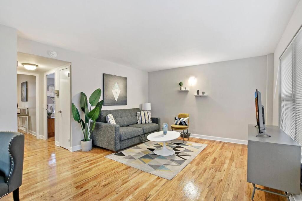 1br Cozy Apt With Serene Local Vibe - Foster 1n & 2n * Chicago