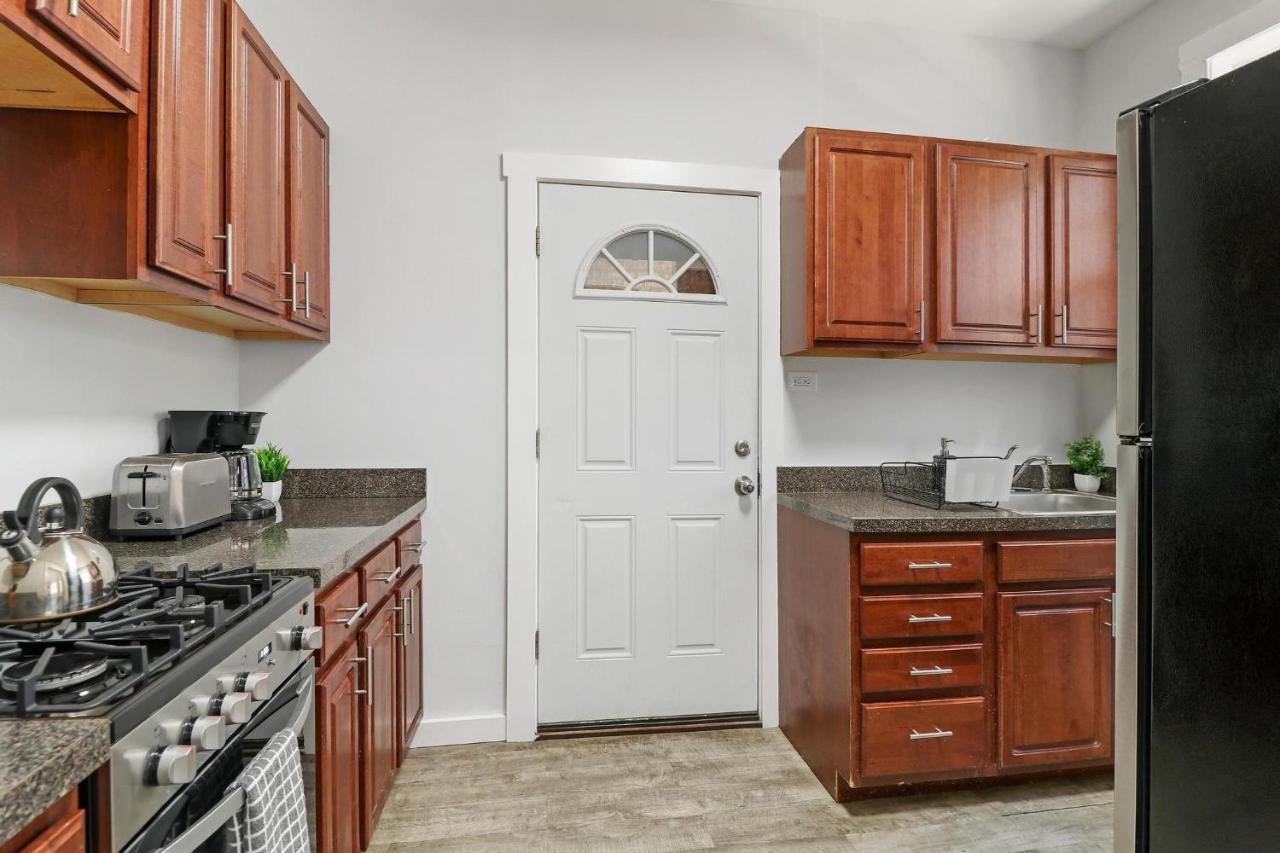 Warm & Cozy 1br In - Belmont J4 * Chicago