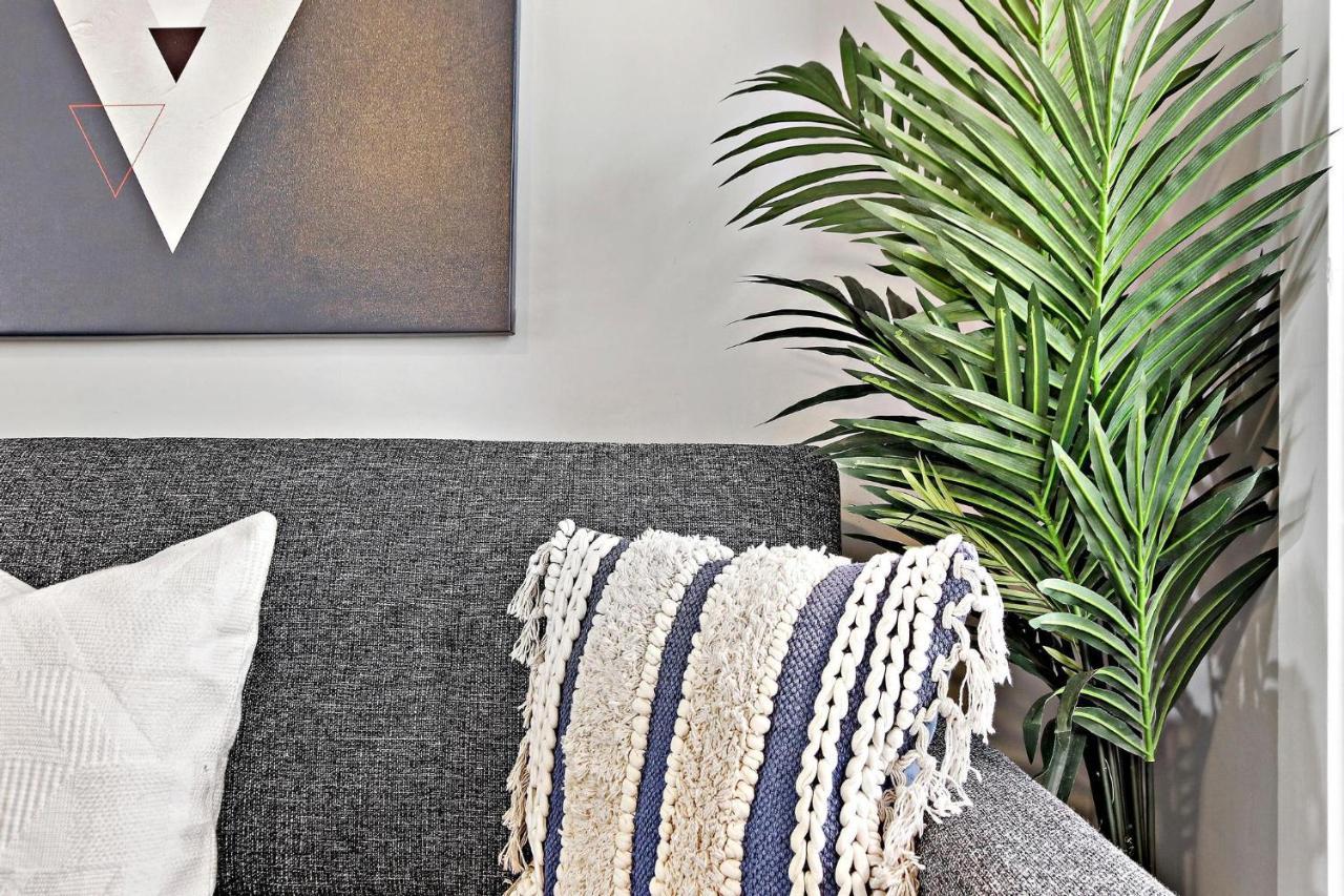 Comfy And Chic 2br Apt Close To Shops - Sunnyside 2f *