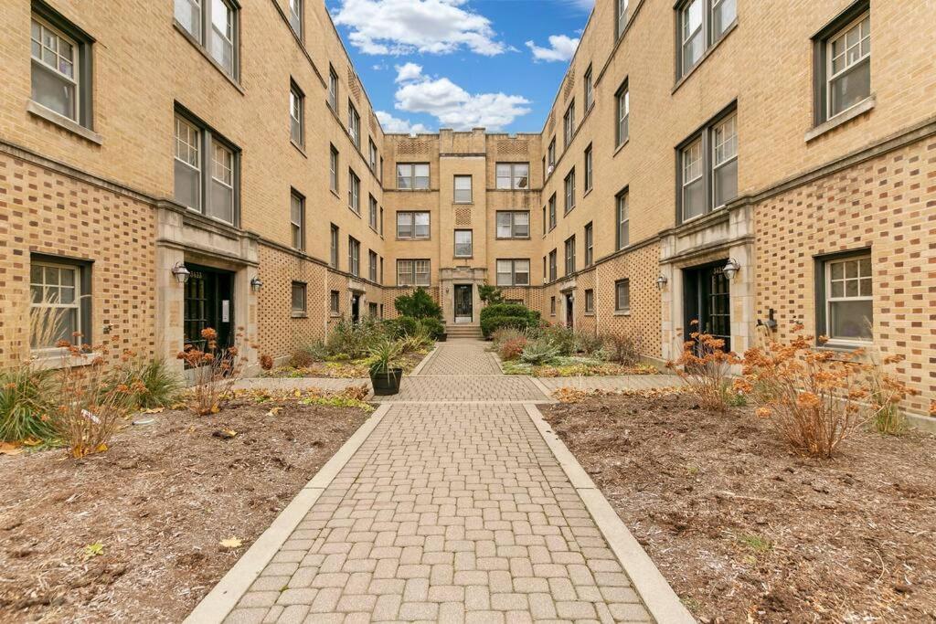 Apartment 1br Beautifully Furnished Apt With King-sized Bed - Marshfield W2