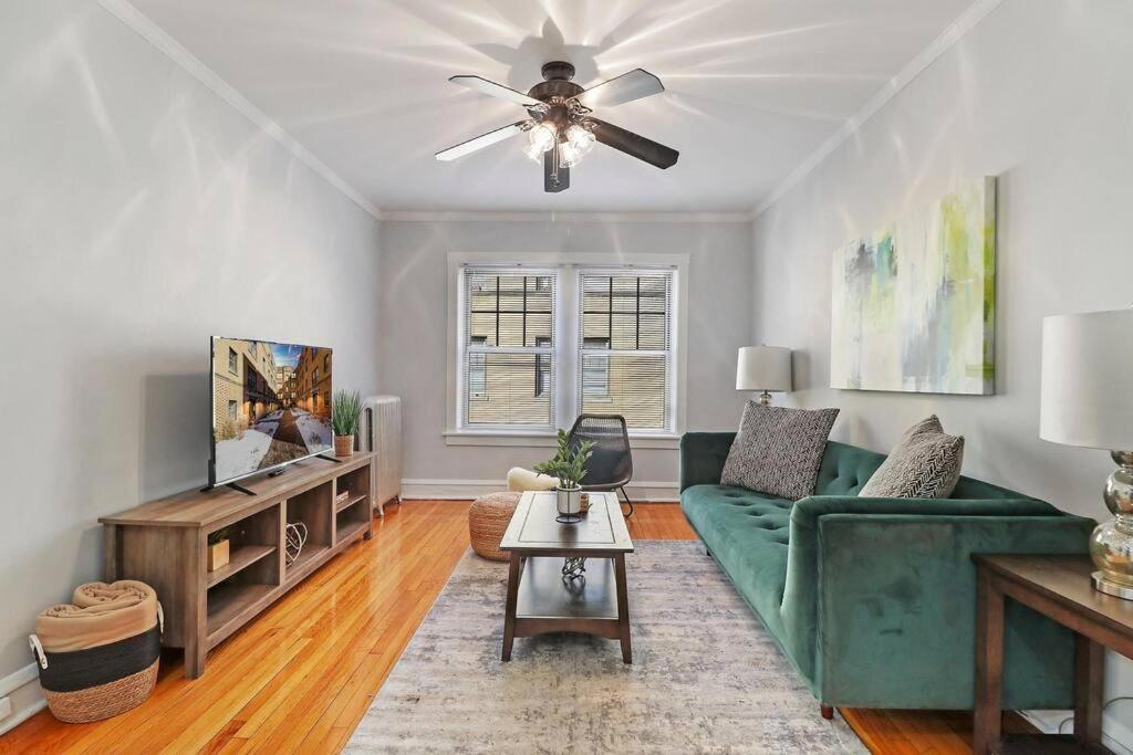 1br Beautifully Furnished Apt With King-sized Bed - Marshfield W2 * Chicago