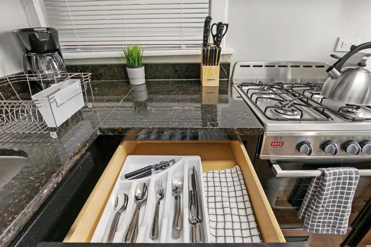 Comfy And Chic 2br Apt Close To Shops - Sunnyside 2f