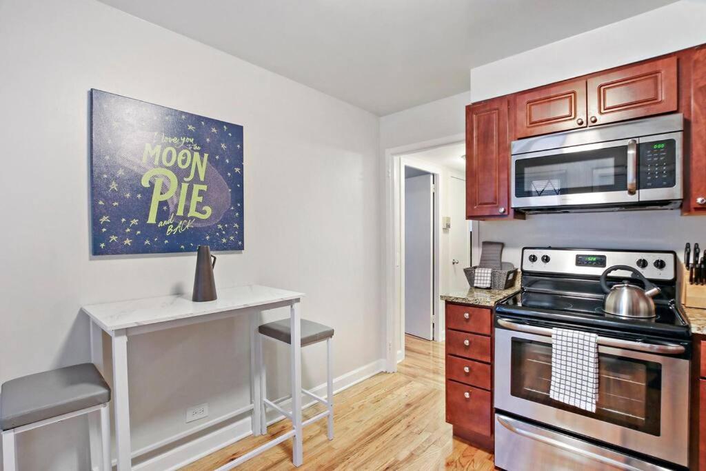 1br Cozy Apt With Serene Local Vibe - Foster 1n & 2n Apartment *