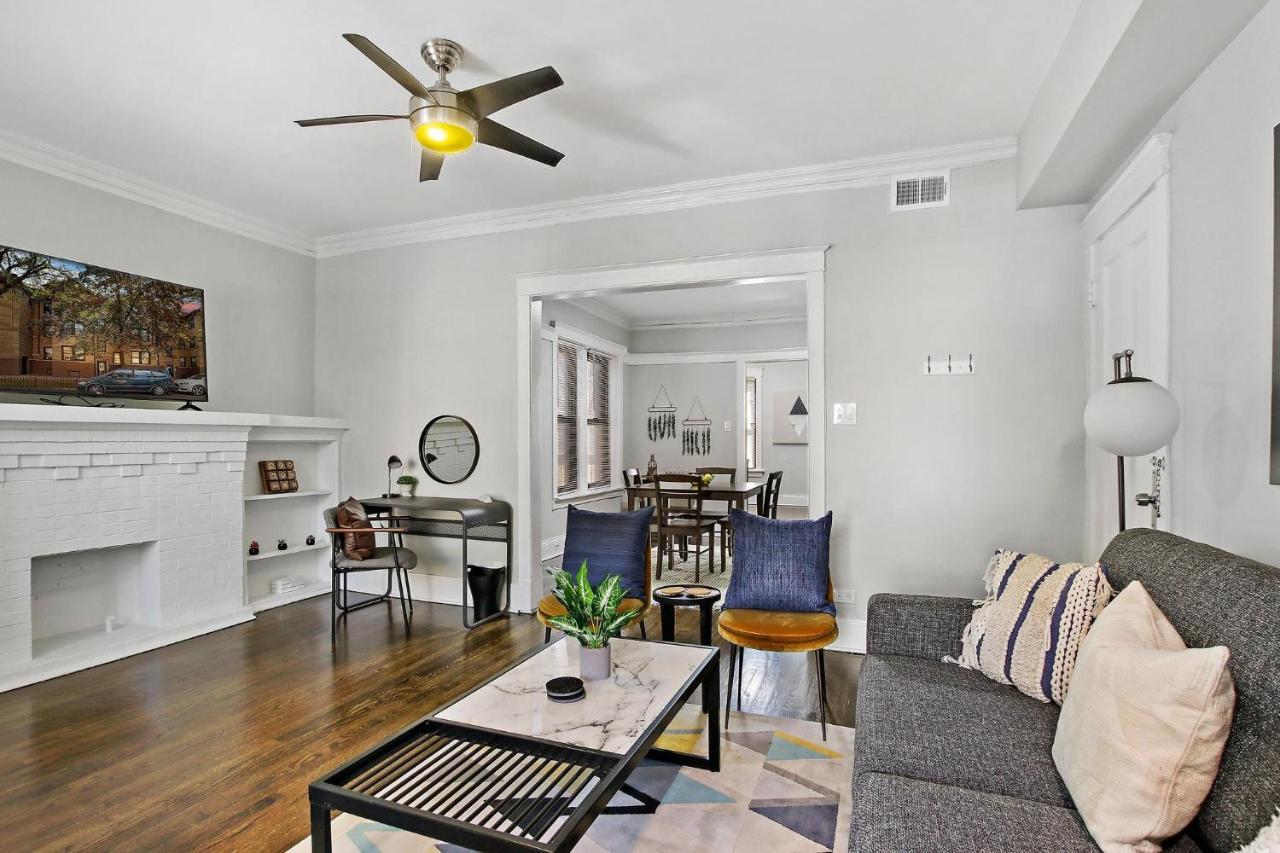 Comfy And Chic 2br Apt Close To Shops - Sunnyside 2f Apartment *