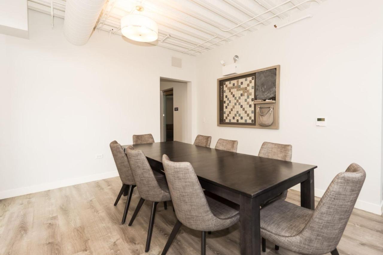Stylish Modern 1br Right By Loyola University - Staygia Apartment Chicago