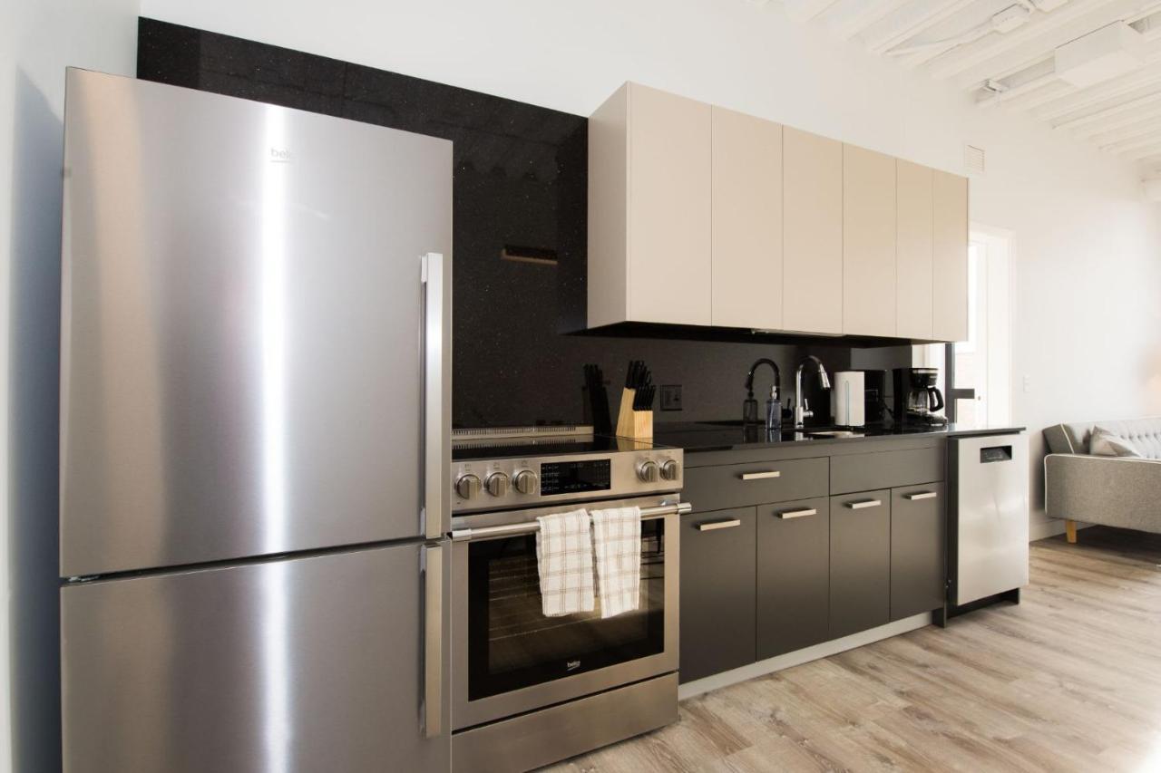 Stylish Modern 1br Right By Loyola University - Staygia Apartment Chicago