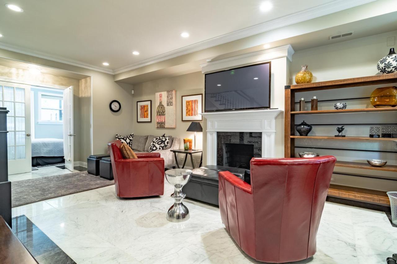 Villa Luxurious Gold Coast With Parking For Up To 12 Guests
