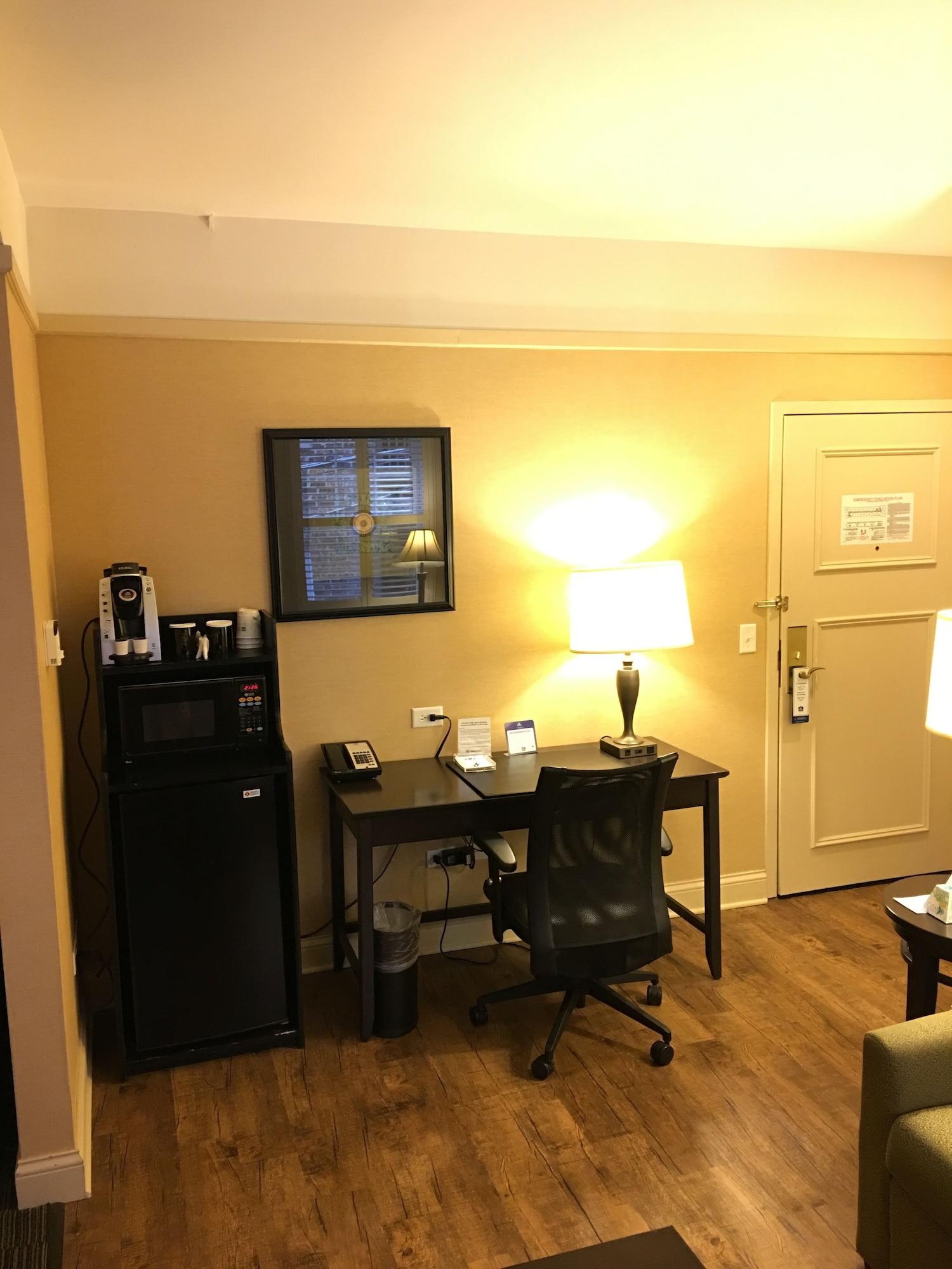 Western Hawthorne Terrace Hotel 3*