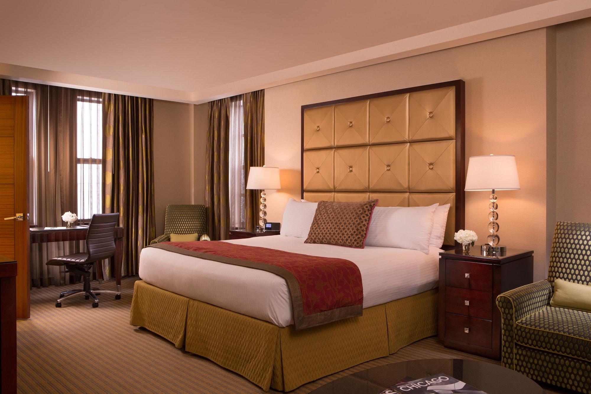 Millennium Knickerbocker Hotel 4*