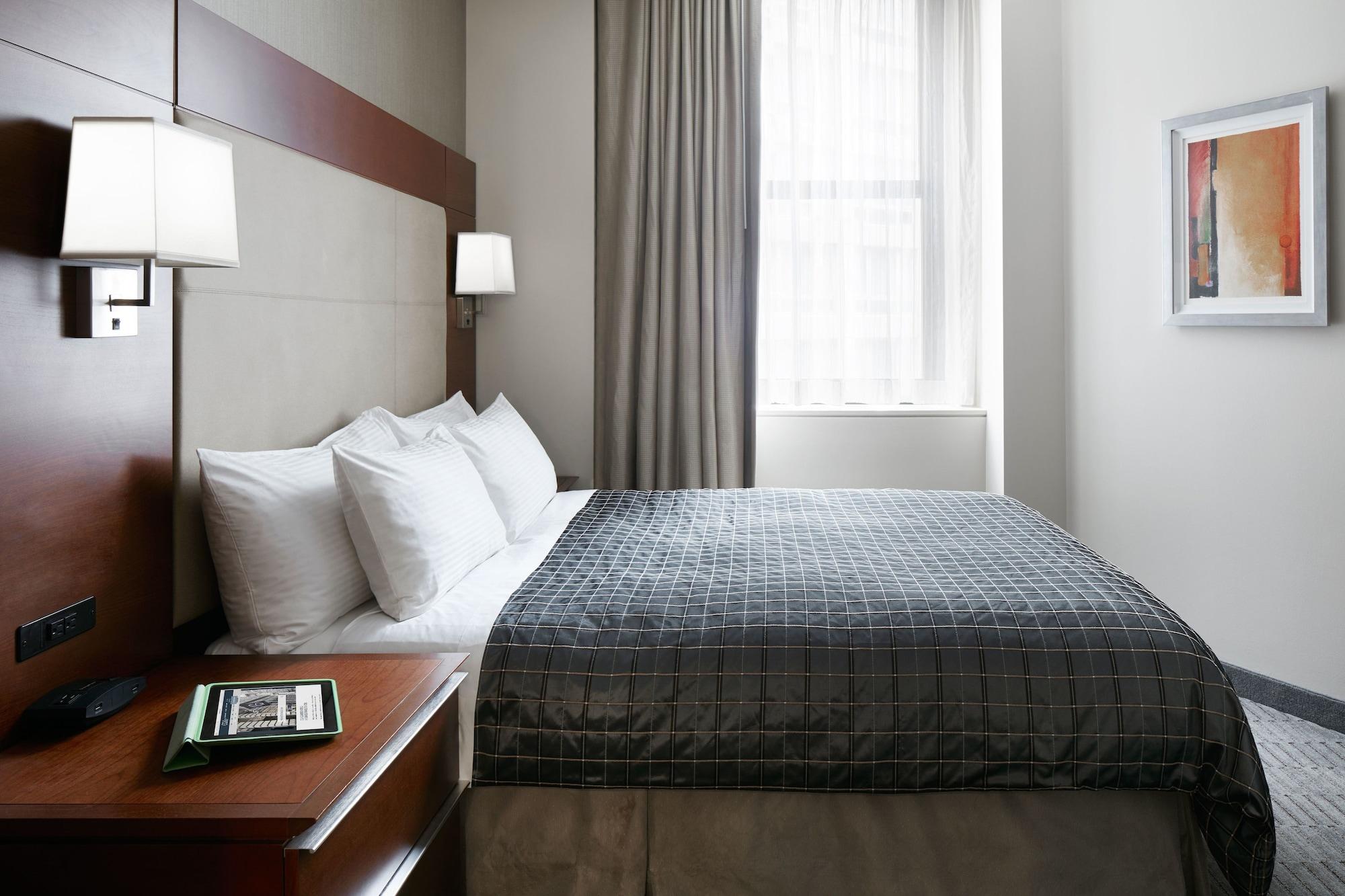 Hotel River 4*