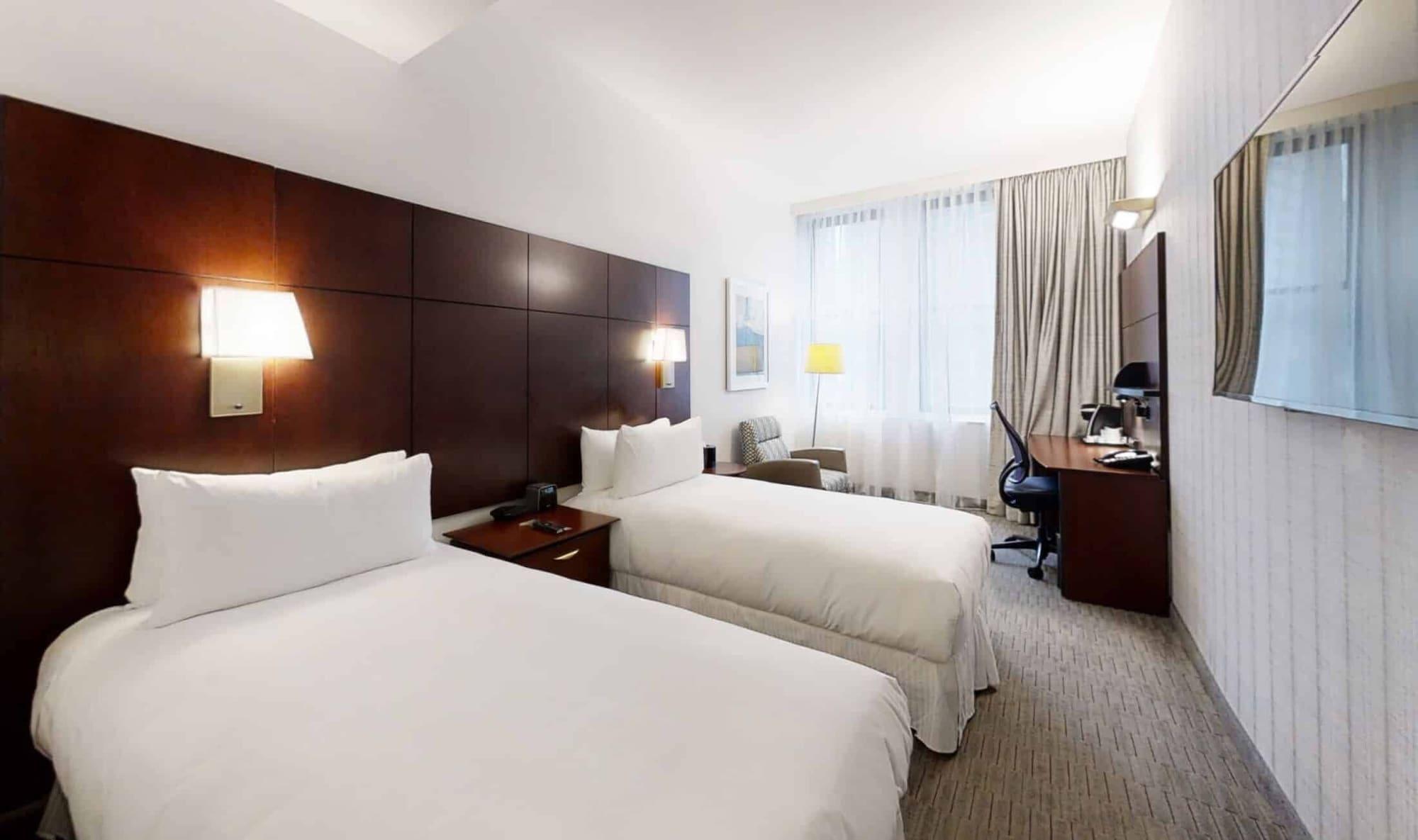 River Hotel 4*