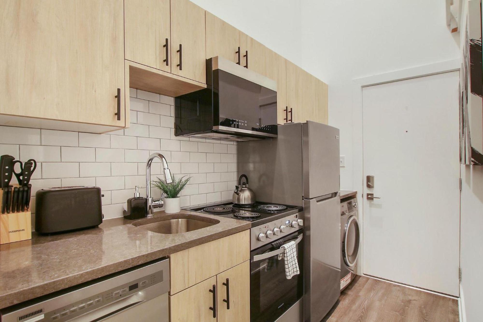 Complete And Minimalist Studio Apt - Wilson 101 * Chicago