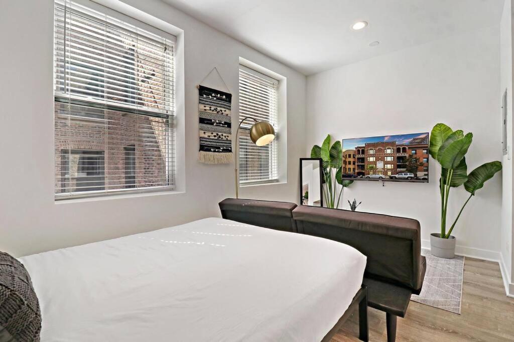 & Comfy Studio Apt Close To Shops & Dining - Montrose 210 & 212 Apartment
