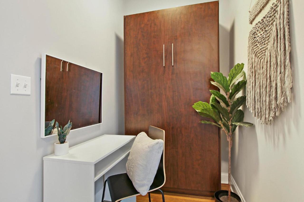 Stylish Studio In Portage Park - Pensacola 2n