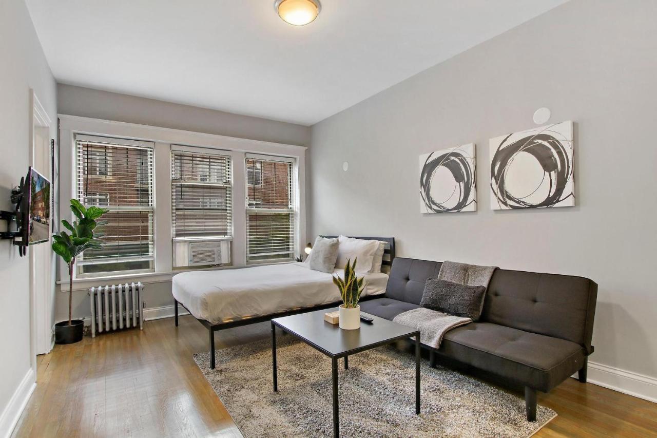 Stylish Studio In Portage Park - Pensacola 2n *