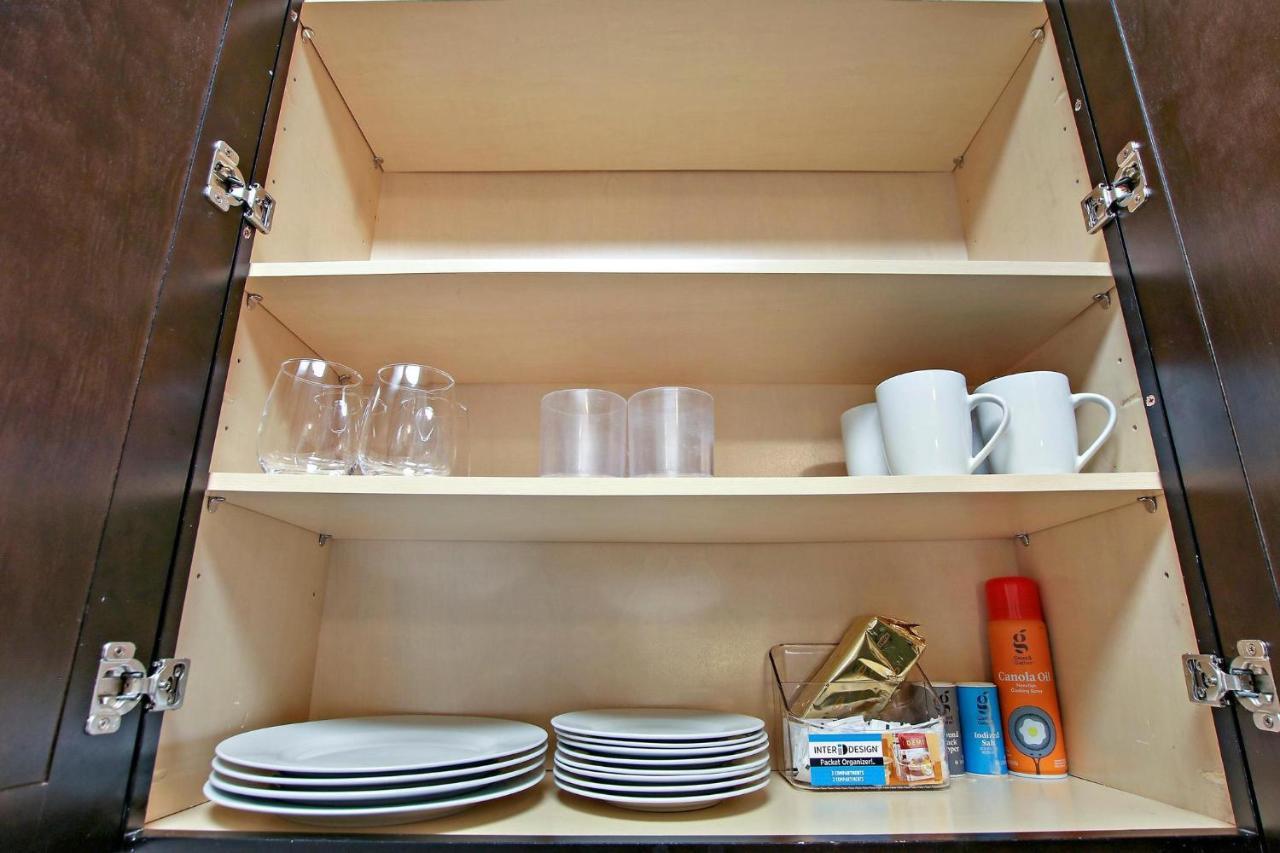 Stylish Studio In Portage Park - Pensacola 2n * Chicago
