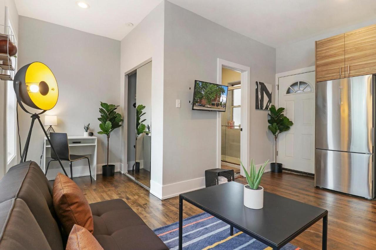 Modern Minimalist Studio Apt In Portage Park - Pensacola 3w *