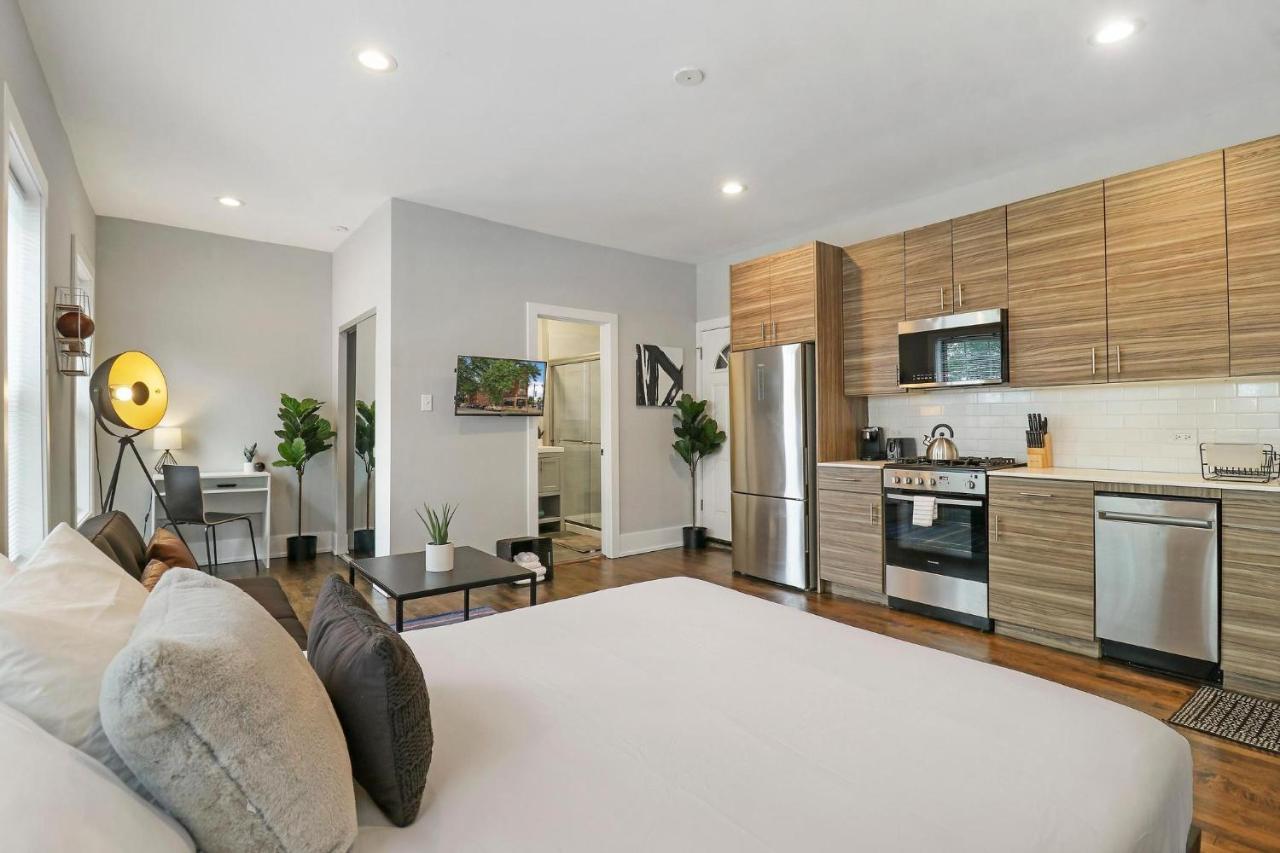 Apartment Modern Minimalist Studio Apt In Portage Park - Pensacola 3w *