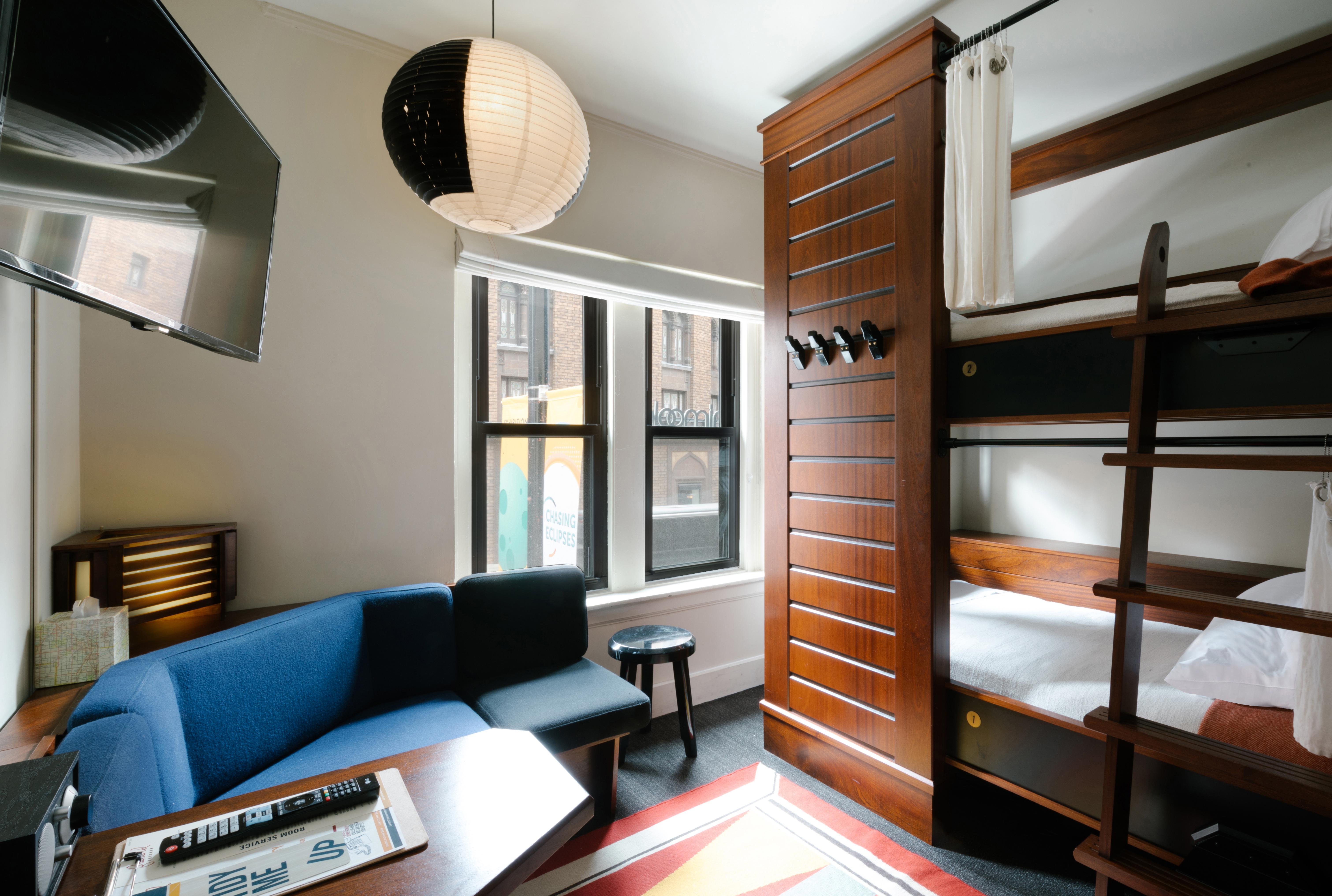 Hotel Freehand 4*