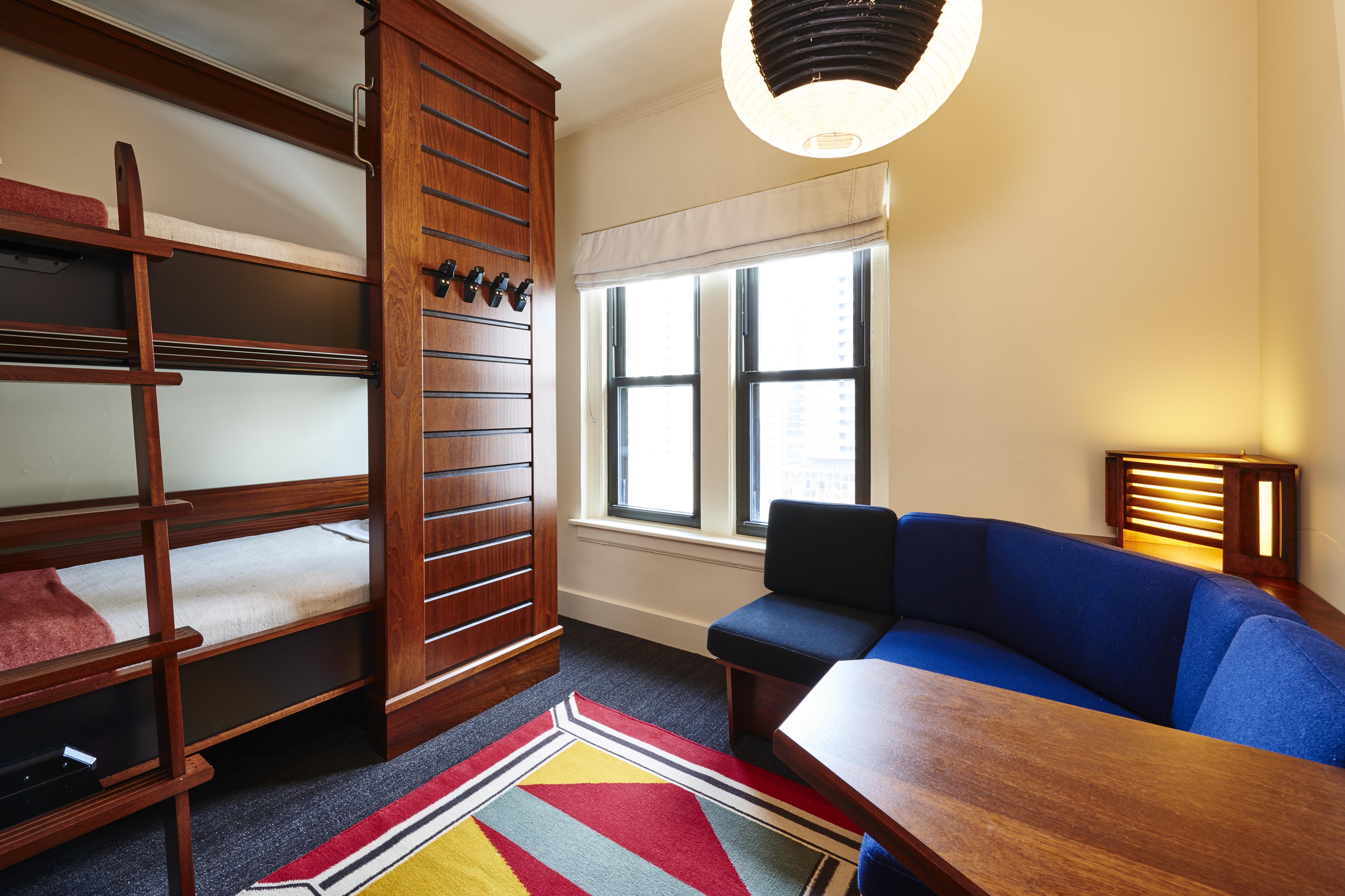 Hotel Freehand 4*