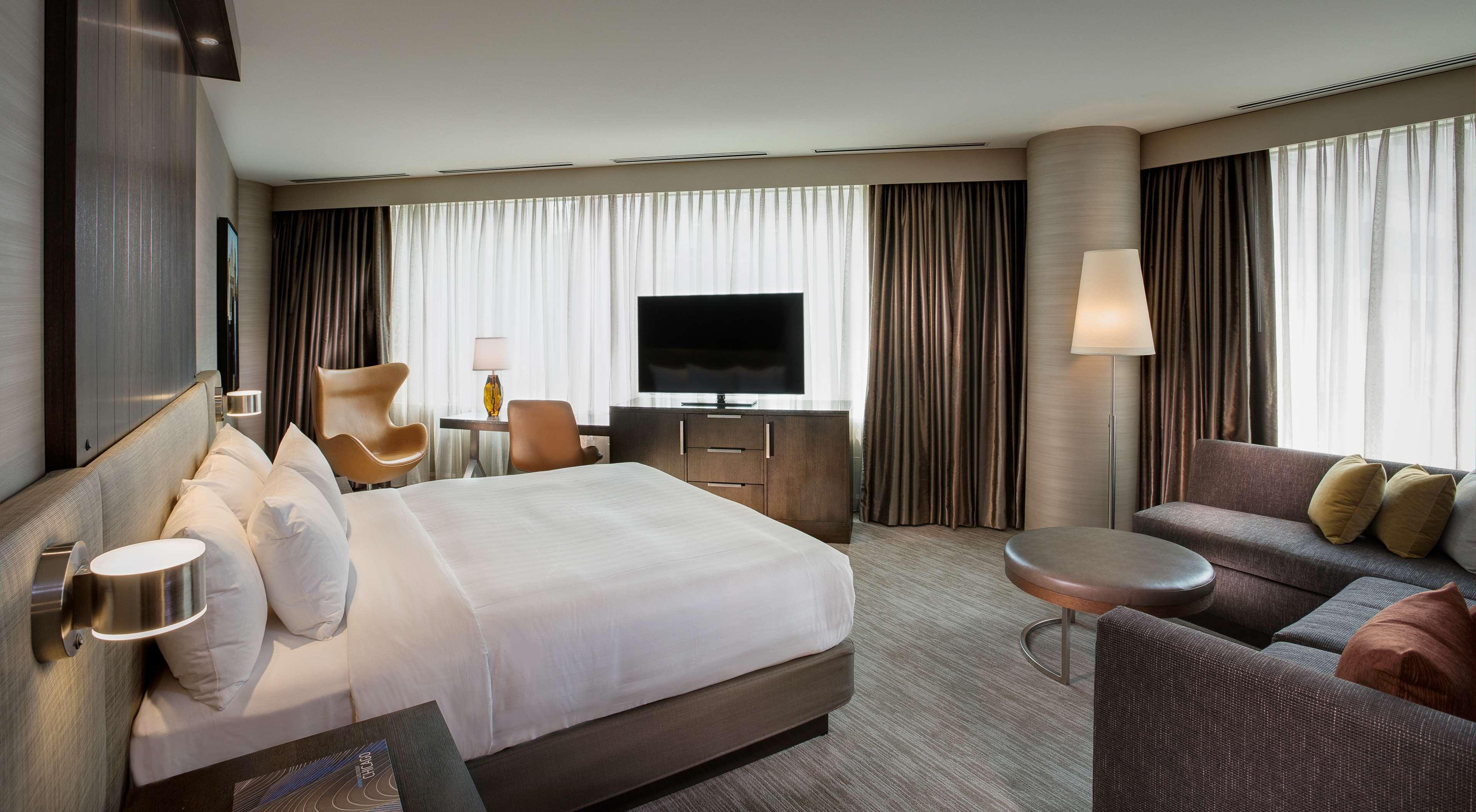 Doubletree By Hilton Magnificent Mile Hotel Chicago